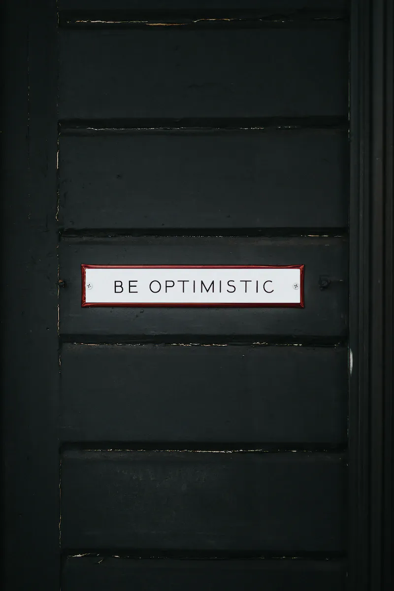 /shifting-focus-positive-psychology-for-happiness-amp-success/shifting-focus-positive-psychology-for-happiness-amp-success.webp